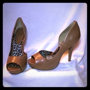 Jessica Simpson Tan Heels